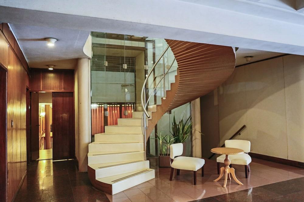 פוסאדאס Julio Cesar Hotel מראה חיצוני תמונה