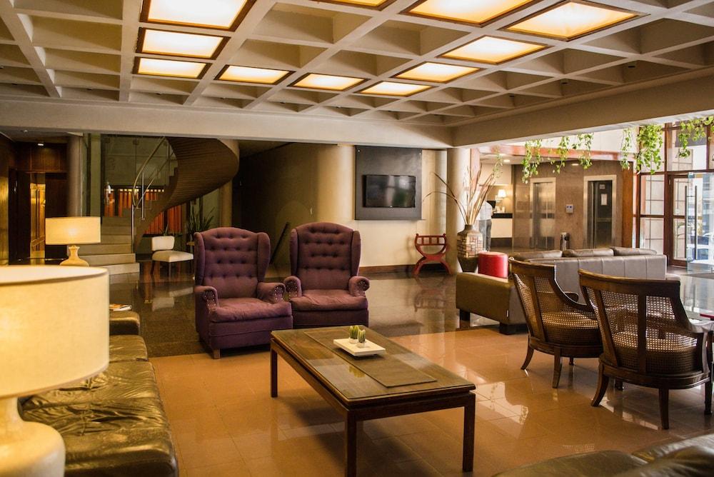 פוסאדאס Julio Cesar Hotel מראה חיצוני תמונה