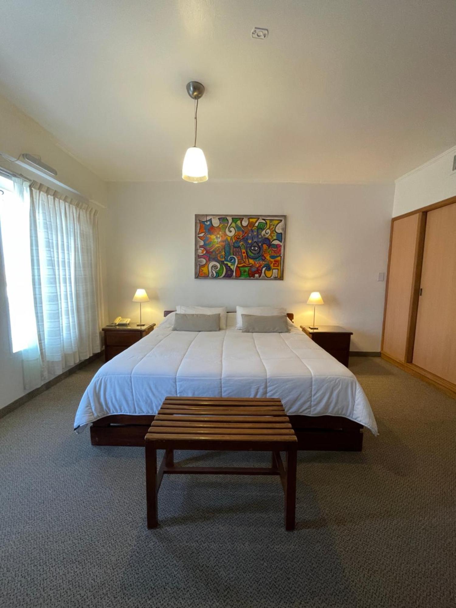 פוסאדאס Julio Cesar Hotel מראה חיצוני תמונה